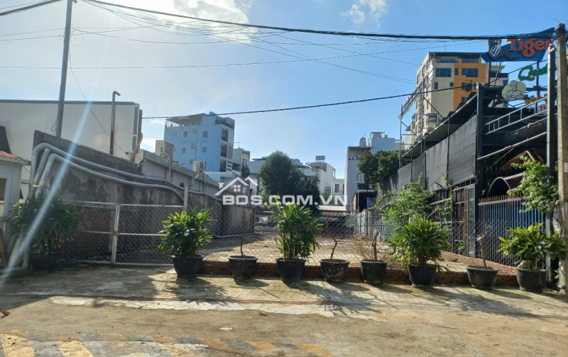 Bán đất mặt tiền đường Chính Hữu - Gía đầu tư - Sát Phạm Văn Đồng